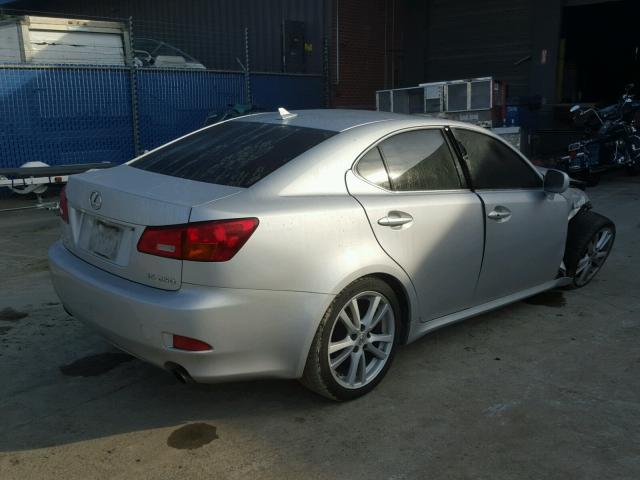 JTHBK262972027623 - 2007 LEXUS IS 250 GRAY photo 4