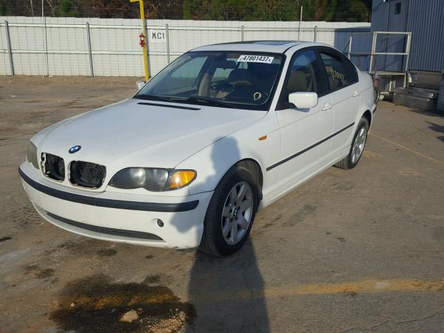 WBAET37413NJ38531 - 2003 BMW 325 I WHITE photo 2