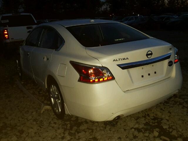 1N4AL3APXFC277020 - 2015 NISSAN ALTIMA 2.5 WHITE photo 3