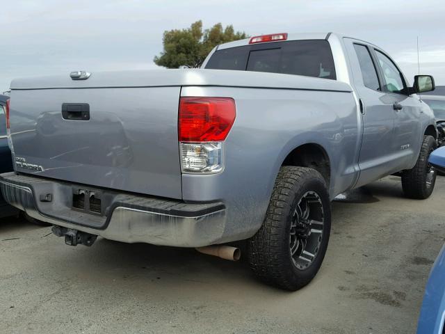 5TFRM5F10AX005751 - 2010 TOYOTA TUNDRA DOU SILVER photo 4