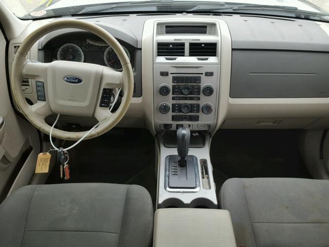 1FMCU03G19KA54026 - 2009 FORD ESCAPE XLT GRAY photo 9