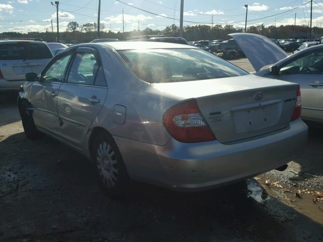 4T1BE32K94U856921 - 2004 TOYOTA CAMRY LE 银色 照片 3