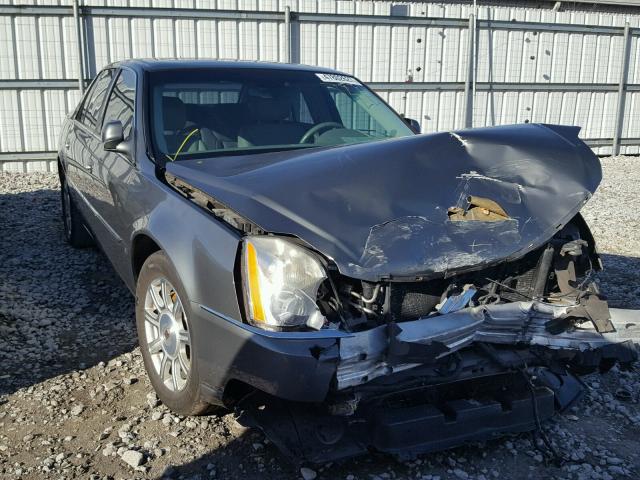 1G6KD57Y18U111587 - 2008 CADILLAC DTS SILVER photo 1