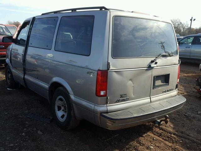 1GNEL19XX2B148965 - 2002 CHEVROLET ASTRO BEIGE photo 3