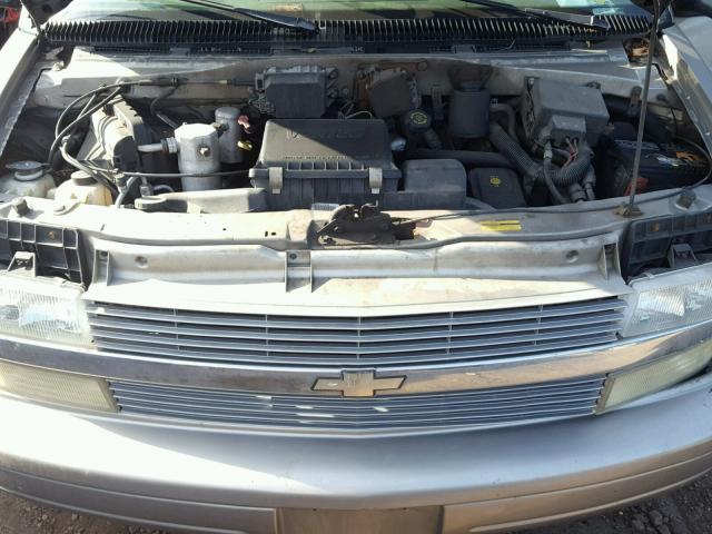 1GNEL19XX2B148965 - 2002 CHEVROLET ASTRO BEIGE photo 7