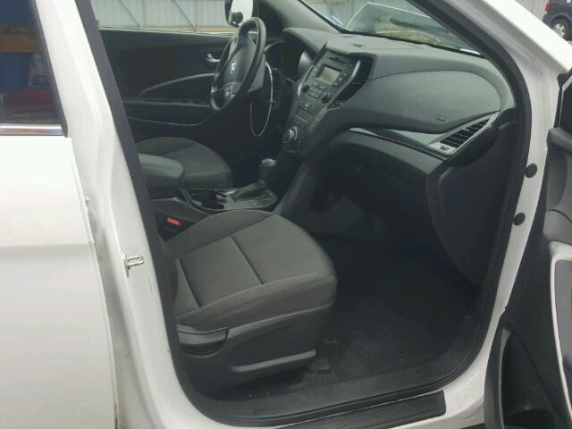 5XYZUDLBXGG374104 - 2016 HYUNDAI SANTA FE S 白色 照片 5
