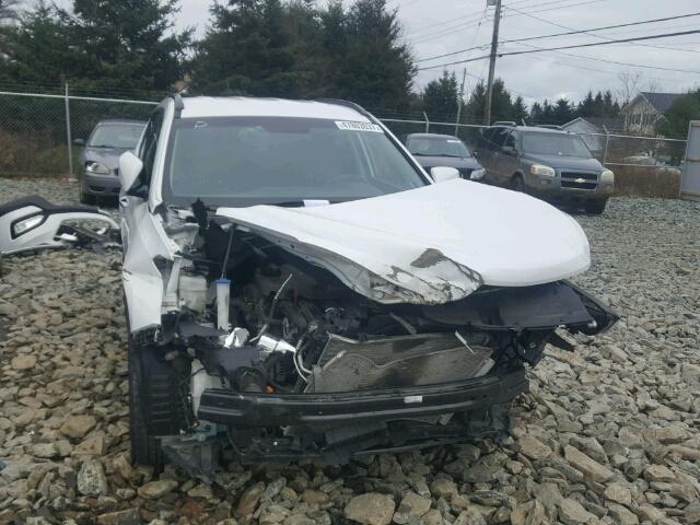 5XYZUDLBXGG374104 - 2016 HYUNDAI SANTA FE S 白色 照片 9