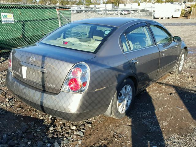 1N4AL11D25C207634 - 2005 NISSAN ALTIMA S BROWN photo 3