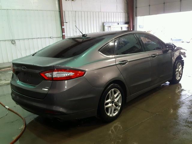 3FA6P0HR4DR343267 - 2013 FORD FUSION SE GRAY photo 4