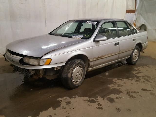 1FALP5248PA209020 - 1993 FORD TAURUS GL SILVER photo 2