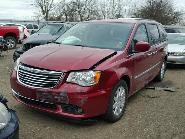 2C4RC1BG8GR128890 - 2016 CHRYSLER TOWN & COU BURGUNDY photo 2