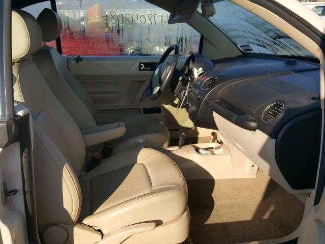 3VWRG31Y98M407653 - 2008 VOLKSWAGEN NEW BEETLE Krem foto 5