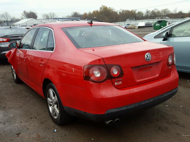 3VWRZ71K68M087589 - 2008 VOLKSWAGEN JETTA SE RED photo 3