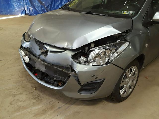 JM1DE1KY8E0181576 - 2014 MAZDA MAZDA2 SPO GRAY photo 9