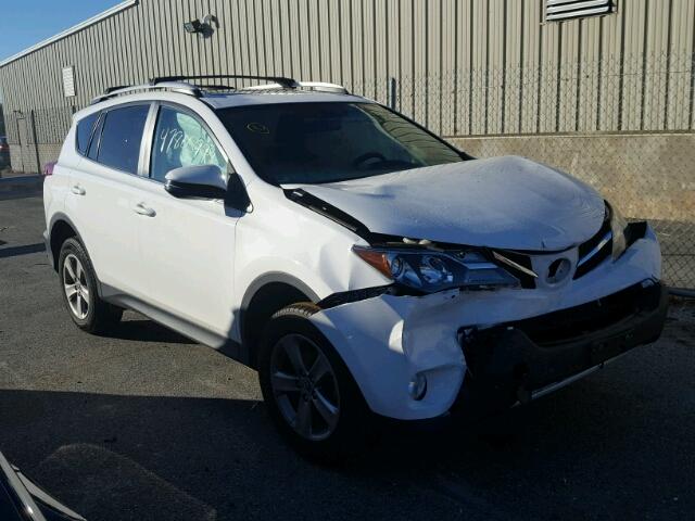 2T3RFREVXFW330375 - 2015 TOYOTA RAV4 XLE WHITE photo 1