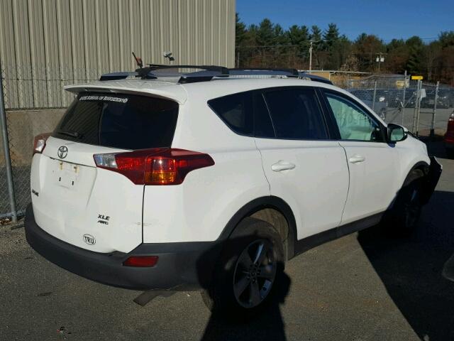 2T3RFREVXFW330375 - 2015 TOYOTA RAV4 XLE WHITE photo 4