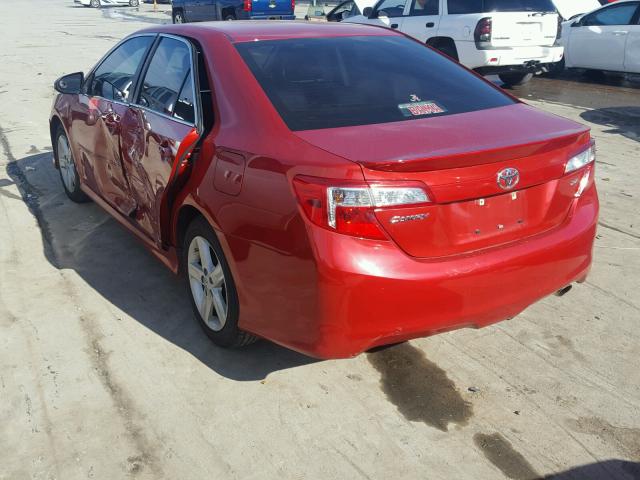 4T1BF1FKXCU584230 - 2012 TOYOTA CAMRY BASE RED photo 3