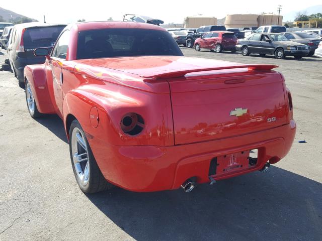 1GCES14P04B105208 - 2004 CHEVROLET SSR RED photo 3