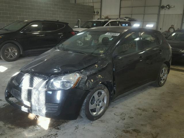 5Y2SP67889Z466285 - 2009 PONTIAC VIBE BLACK photo 2