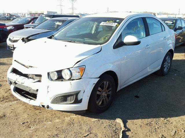 1G1JC5SH5C4158240 - 2012 CHEVROLET SONIC LT WHITE photo 2