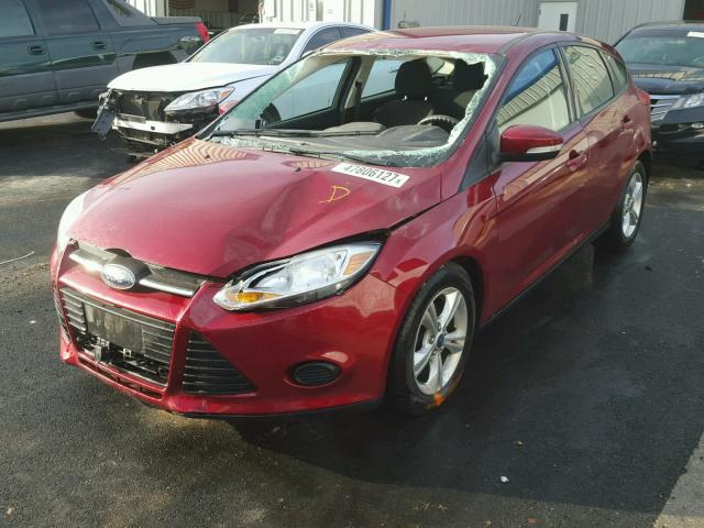 1FADP3K27EL123349 - 2014 FORD FOCUS SE RED photo 2