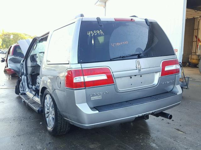 5LMFU28508LJ07787 - 2008 LINCOLN NAVIGATOR 灰色 照片 3