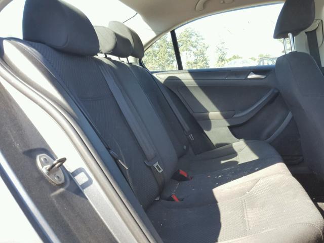 3VW2K7AJXCM350074 - 2012 VOLKSWAGEN JETTA BASE GRAY photo 6