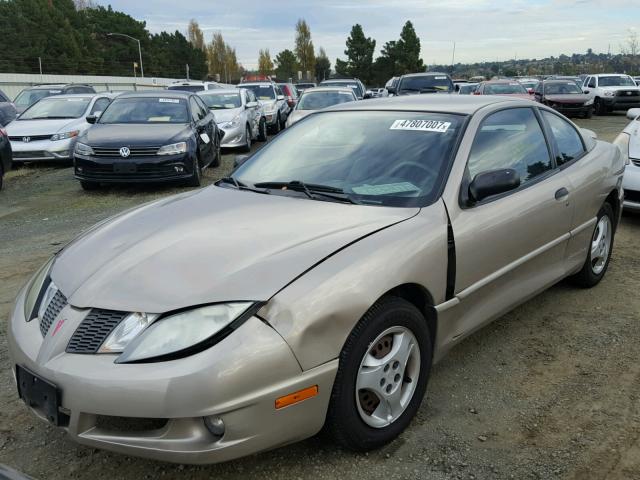 1G2JB12F347256575 - 2004 PONTIAC SUNFIRE GOLD photo 2