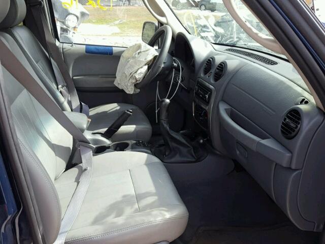 1J4GL38K15W607102 - 2005 JEEP LIBERTY RE BLUE photo 5