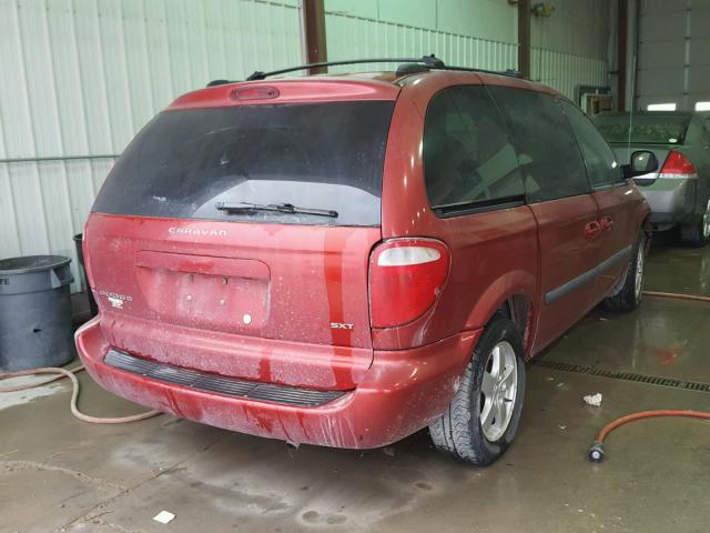 1D4GP45R95B114246 - 2005 DODGE CARAVAN SX RED photo 4