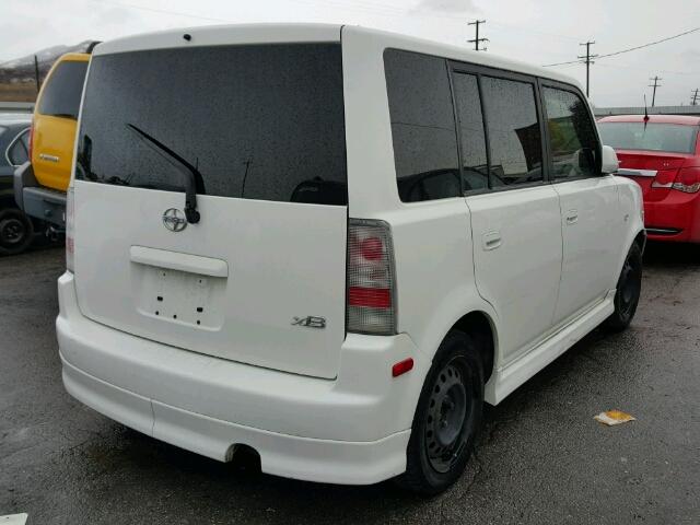 JTLKT324364049460 - 2006 TOYOTA SCION XB WHITE photo 4