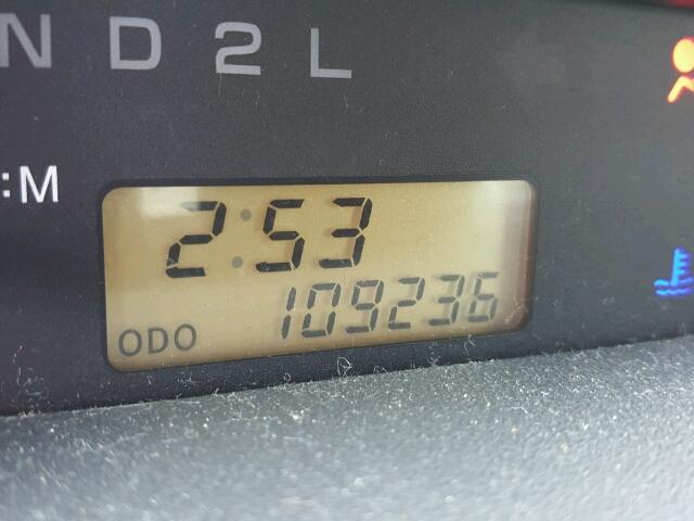 JTLKT324364049460 - 2006 TOYOTA SCION XB WHITE photo 8