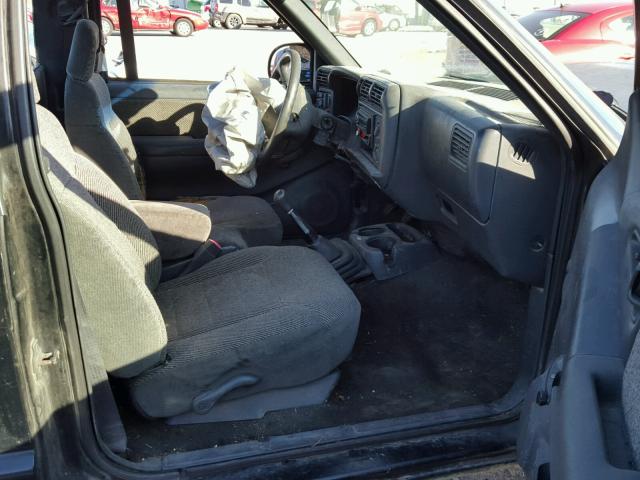 1GCCS1446T8138304 - 1996 CHEVROLET S TRUCK S1 BLACK photo 5