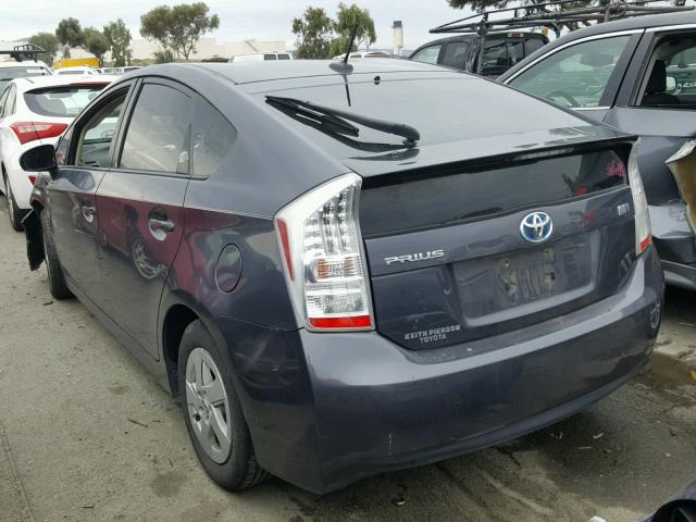 JTDKN3DUXB1386514 - 2011 TOYOTA PRIUS GRAY photo 3