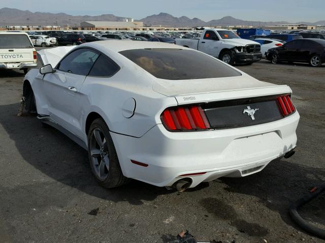 1FA6P8AM6G5304815 - 2016 FORD MUSTANG WHITE photo 3