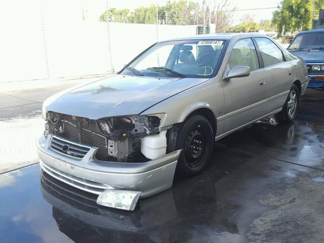 JT2BG22K610569850 - 2001 TOYOTA CAMRY CE GRAY photo 2