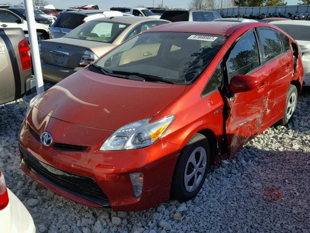 JTDKN3DU3D1733572 - 2013 TOYOTA PRIUS RED photo 2