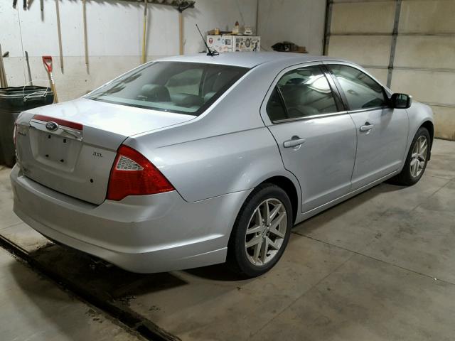 3FAHP0JA2AR314648 - 2010 FORD FUSION SEL SILVER photo 4