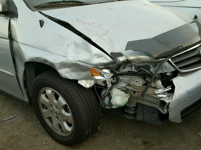 5FNRL18954B089174 - 2004 HONDA ODYSSEY EX SILVER photo 9