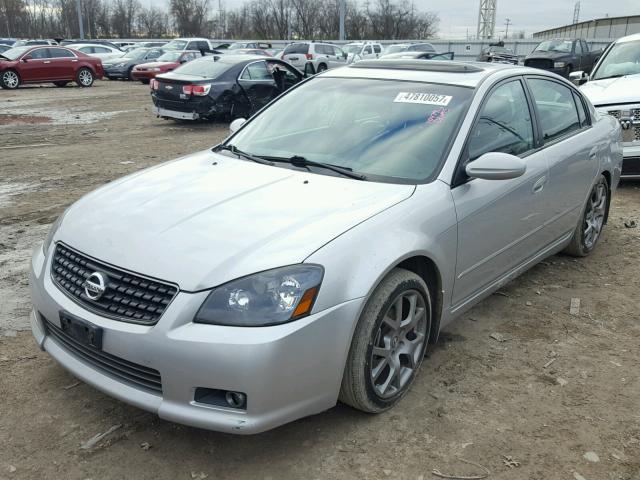 1N4BL11D35C285487 - 2005 NISSAN ALTIMA SE GRAY photo 2