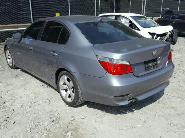 WBANA53535B861348 - 2005 BMW 525 I GRAY photo 3