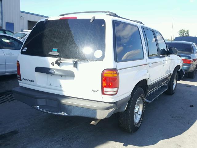 1FMZU32E5WZA68607 - 1998 FORD EXPLORER WHITE photo 4