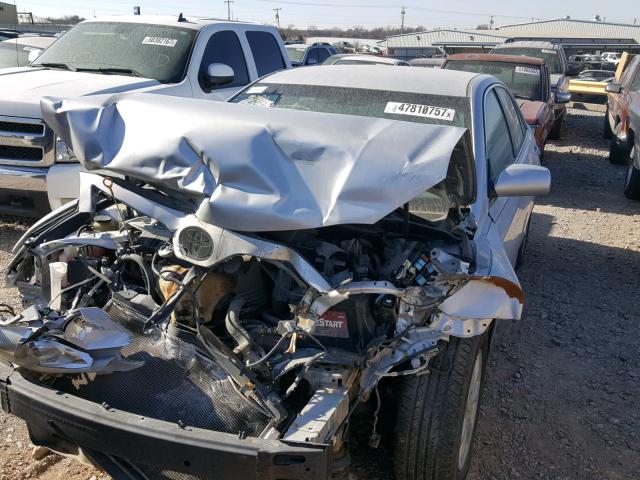 4T1BF3EK5BU732392 - 2011 TOYOTA CAMRY BASE SILVER photo 2