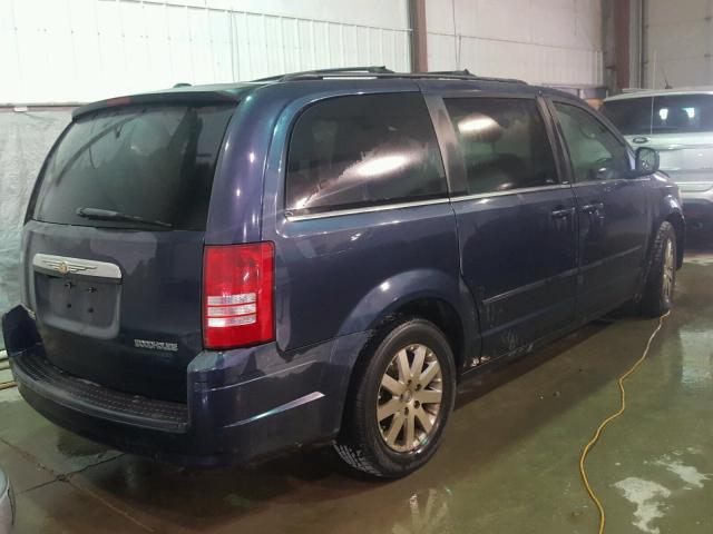 2A8HR54P78R762605 - 2008 CHRYSLER TOWN & COU BLUE photo 4