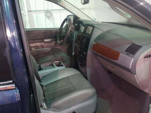 2A8HR54P78R762605 - 2008 CHRYSLER TOWN & COU BLUE photo 5