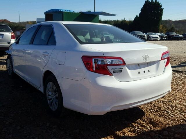 4T1BF1FK3CU532129 - 2012 TOYOTA CAMRY BASE WHITE photo 3