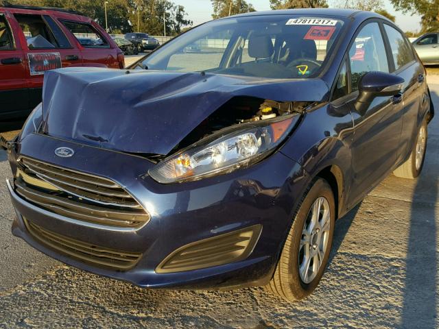 3FADP4EJ2GM201840 - 2016 FORD FIESTA SE BLUE photo 2