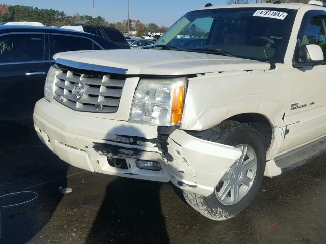 3GYFK66N75G222865 - 2005 CADILLAC ESCALADE E WHITE photo 9