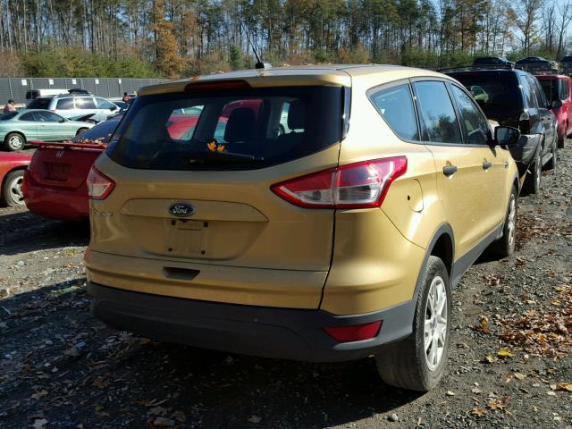 1FMCU0F71FUA04402 - 2015 FORD ESCAPE S GOLD photo 4