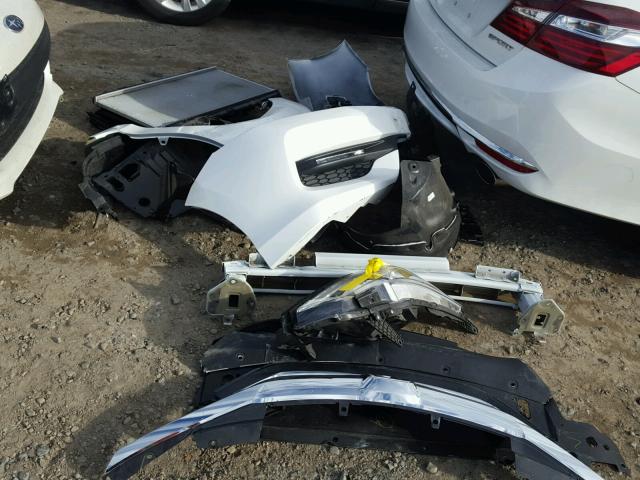 1HGCR2F53HA220645 - 2017 HONDA ACCORD SPO WHITE photo 9